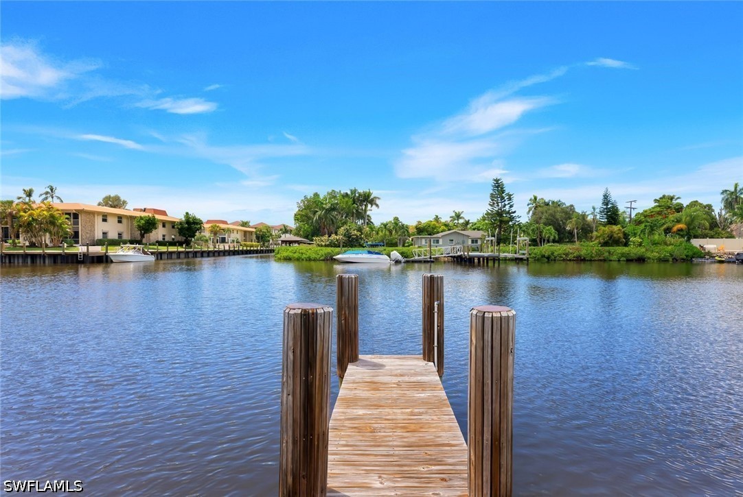 Dock