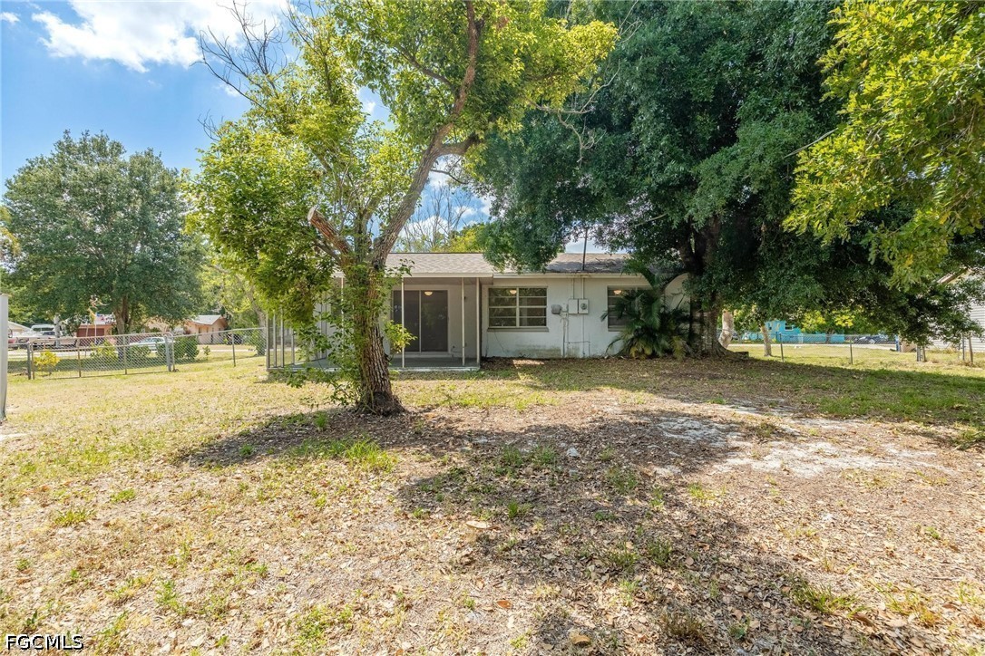 13830 5th, Fort Myers, FL 33905