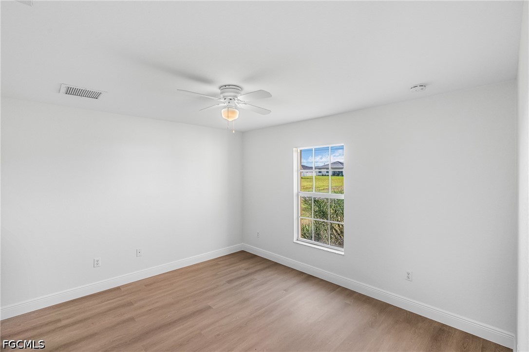 323 10th, Cape Coral, FL 33993