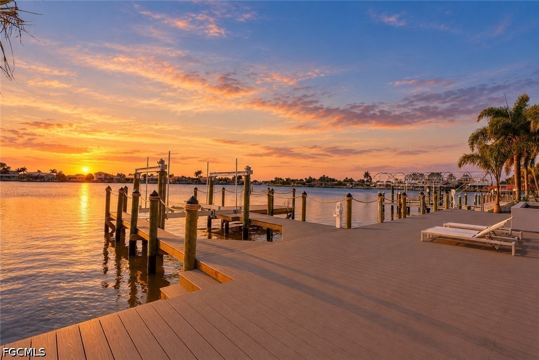 Dock