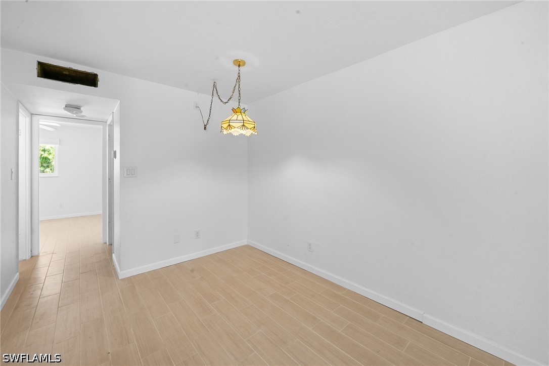 DiningArea