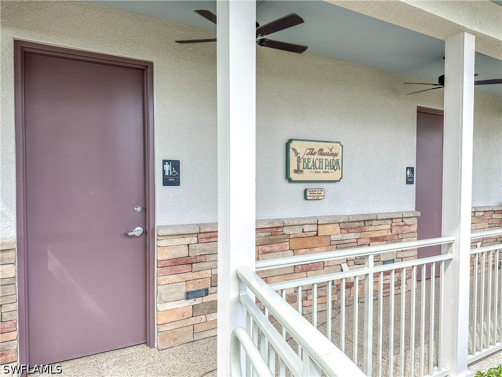 529 Fairway, Naples, FL 34103