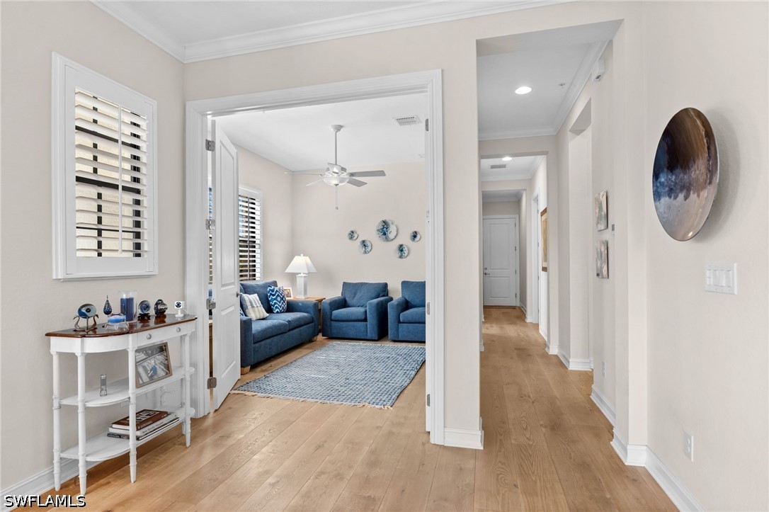 2439 Breakwater Unit 9102, Naples, FL 34112