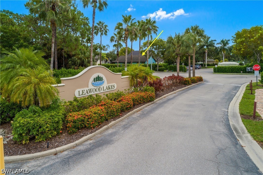 538 Leawood, Naples, FL 34104