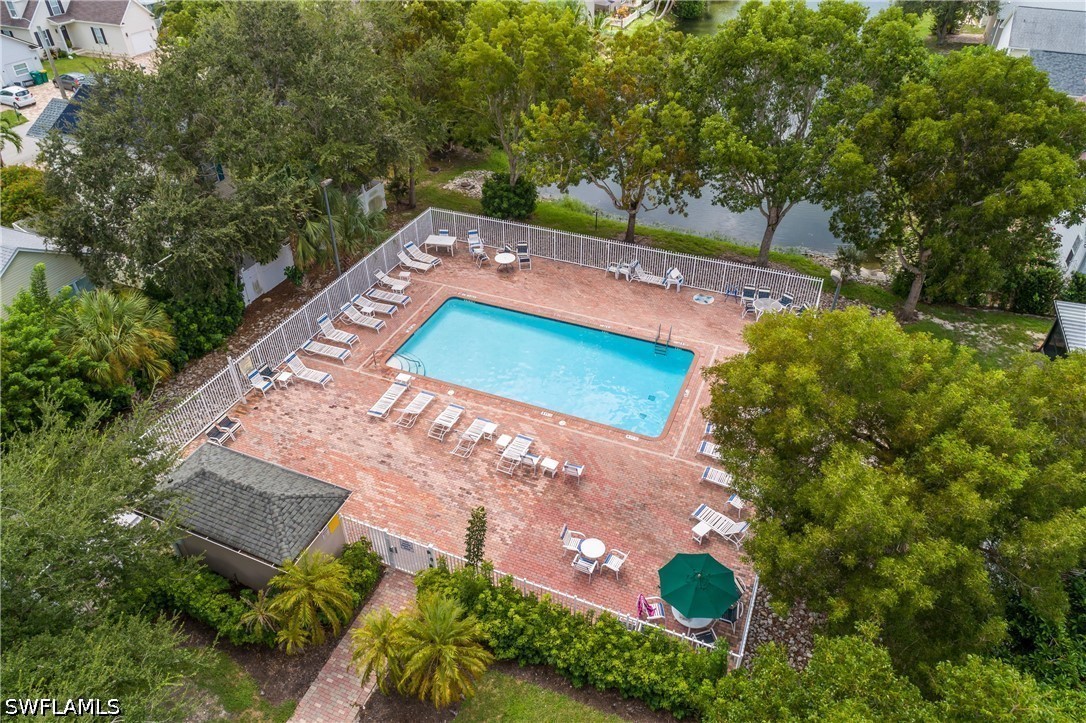 538 Leawood, Naples, FL 34104