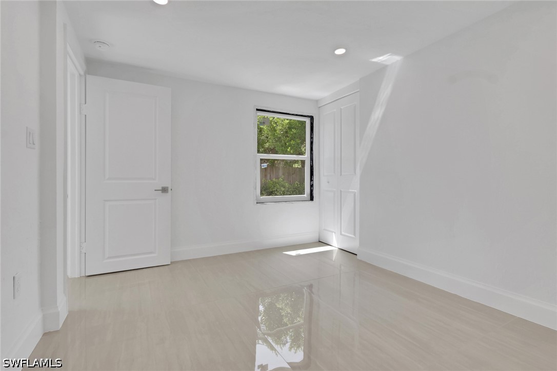 2181 52nd, Naples, FL 34116