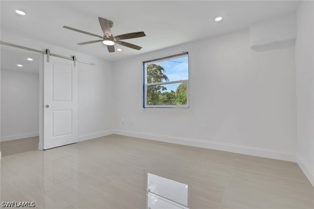 2181 52nd, Naples, FL 34116