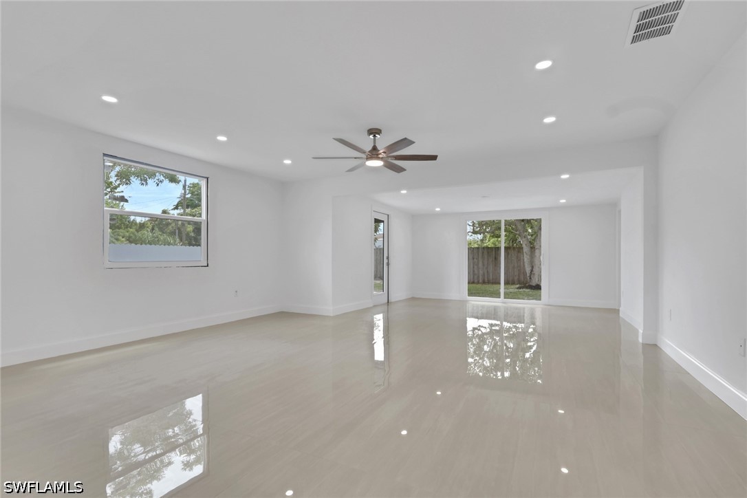 2181 52nd, Naples, FL 34116