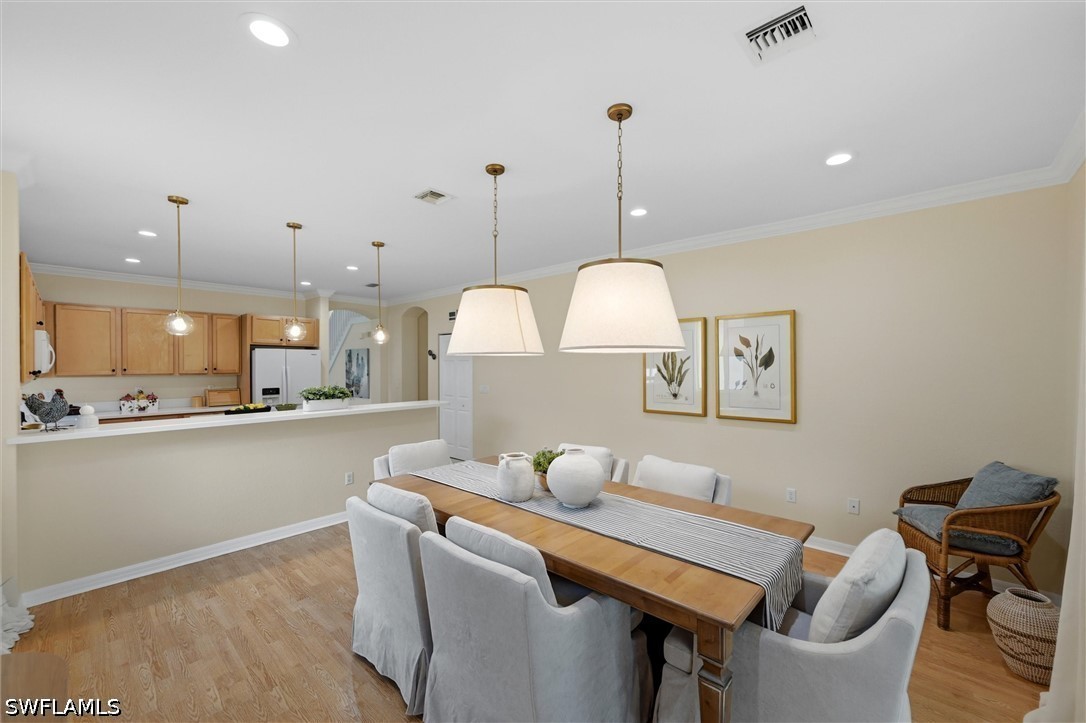 DiningArea