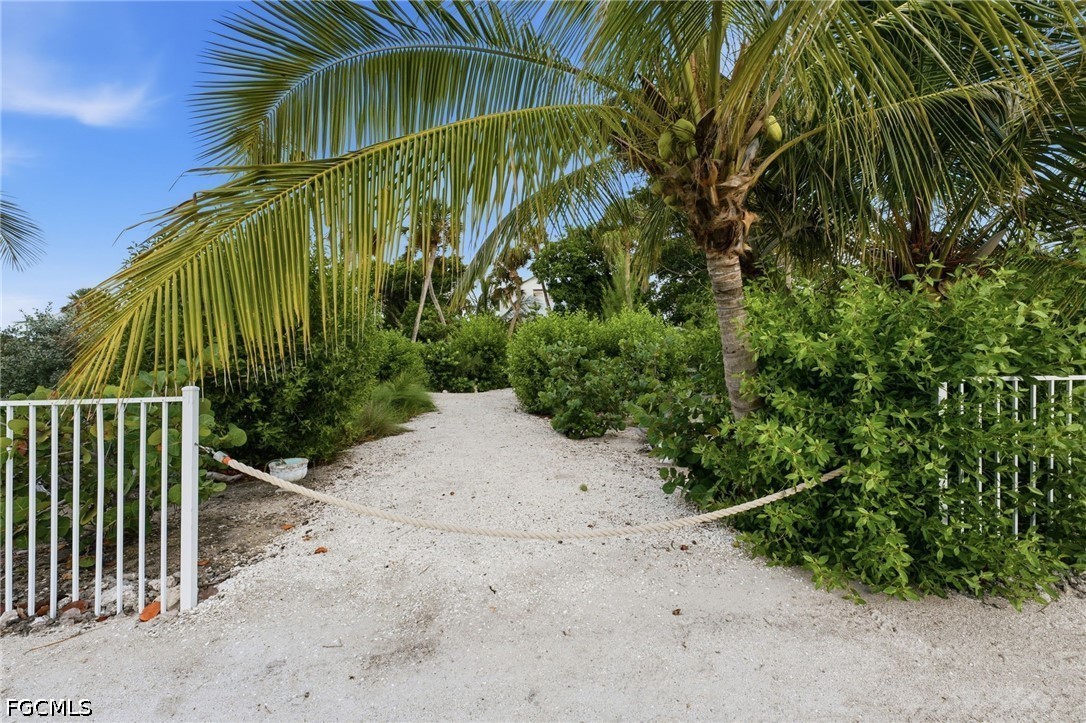 201 White Pelican, Upper Captiva, FL 33924