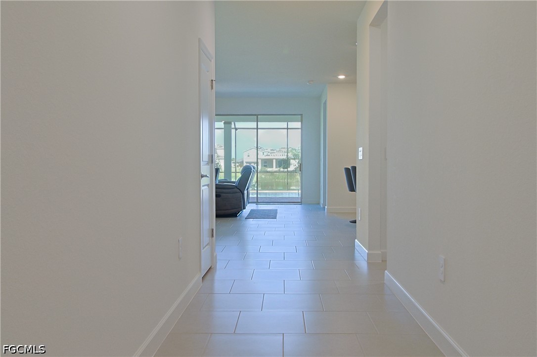 3947 Coneflower, Alva, FL 33920
