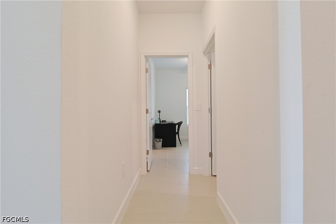 3947 Coneflower, Alva, FL 33920