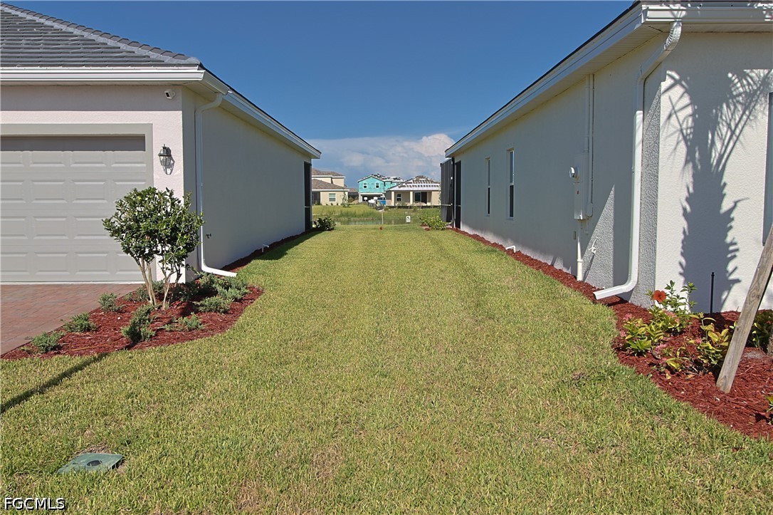 3947 Coneflower, Alva, FL 33920