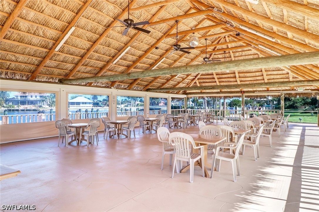 DiningArea