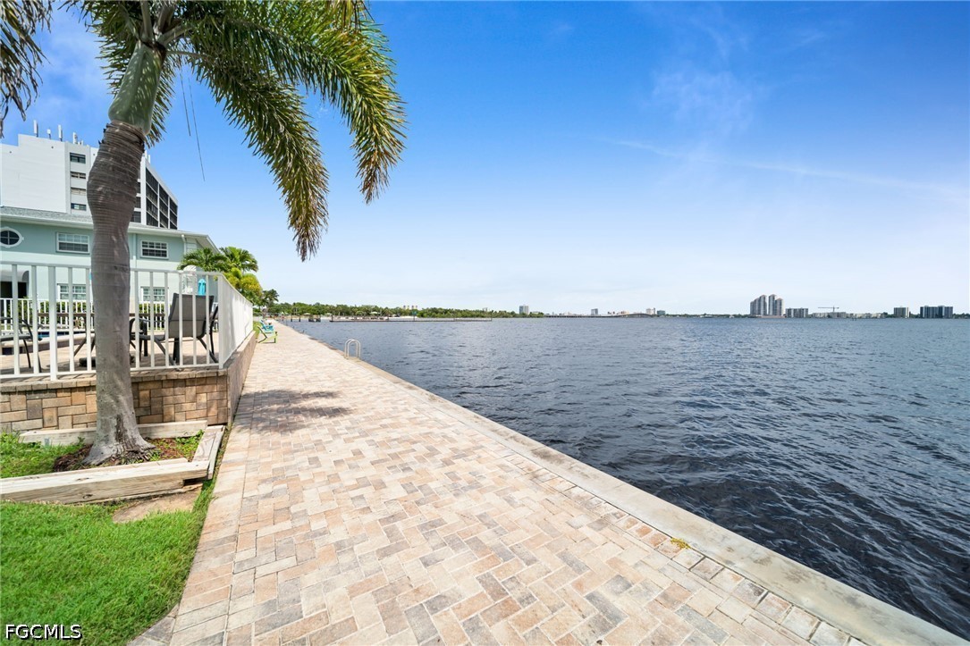3338 Key Unit 4, North Fort Myers, FL 33903