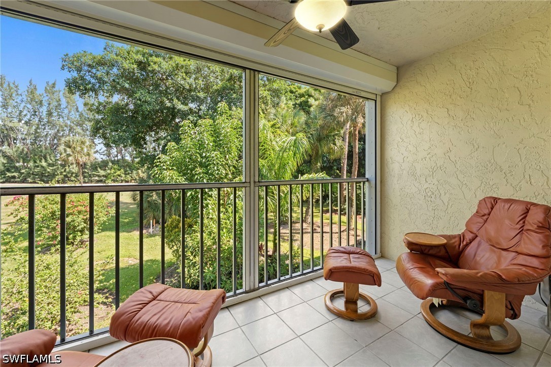 499 Forest Lakes Unit 201, Naples, FL 34105