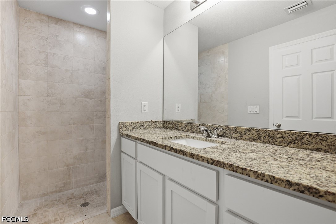 1736 1st, Cape Coral, FL 33909