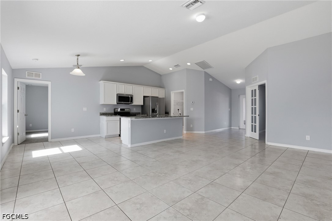 1736 1st, Cape Coral, FL 33909