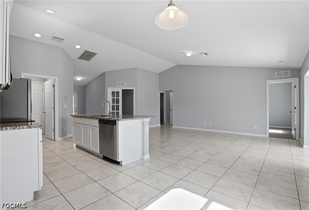 1736 1st, Cape Coral, FL 33909