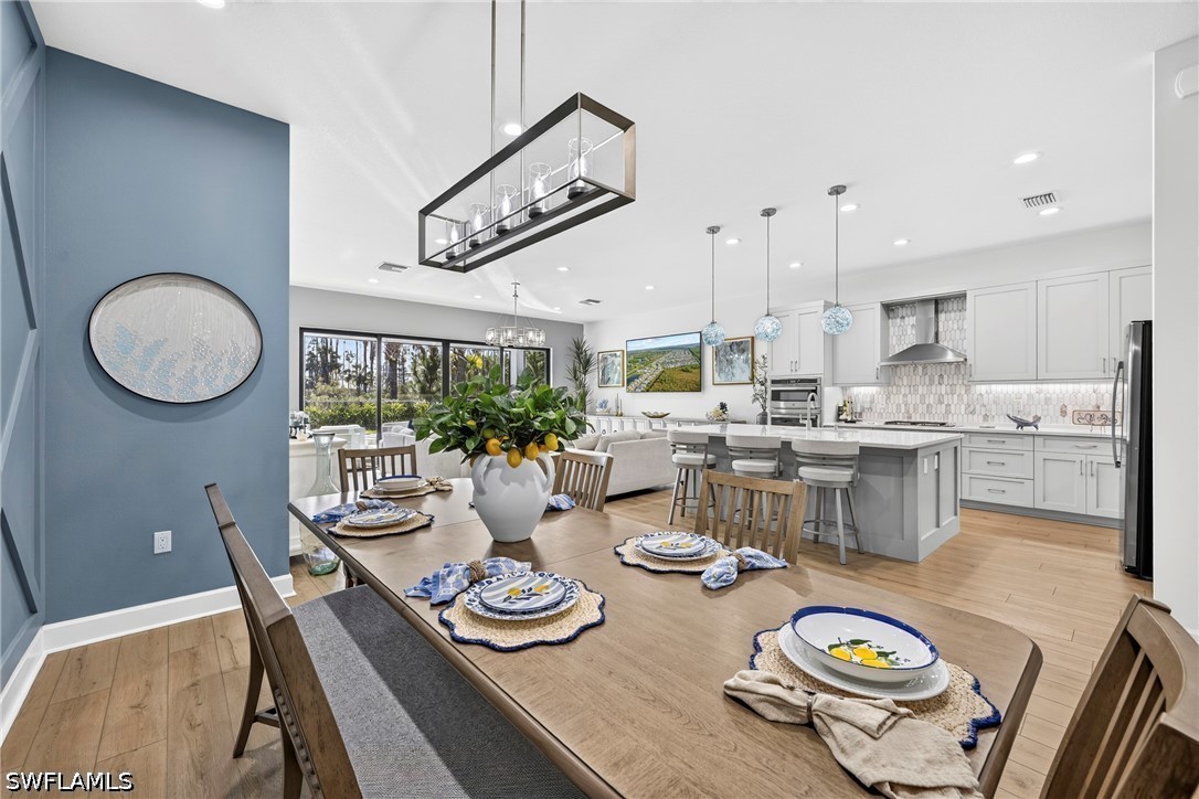 DiningArea