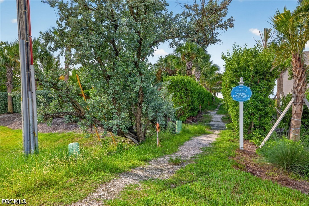 2840 Gulf Unit 4, Sanibel, FL 33957
