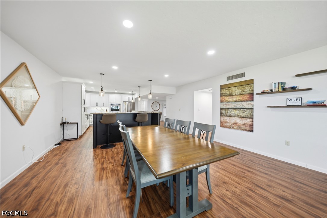 DiningArea