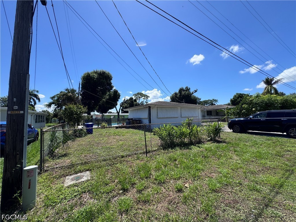 3735 Kelly, Fort Myers, FL 33901