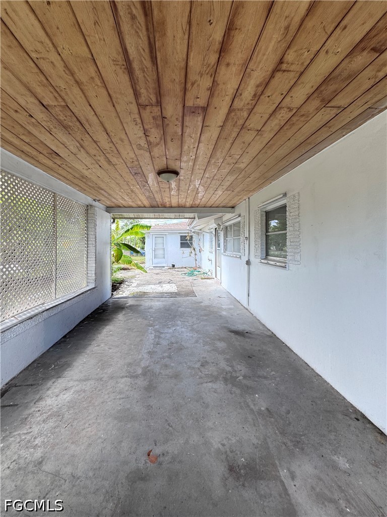 3735 Kelly, Fort Myers, FL 33901
