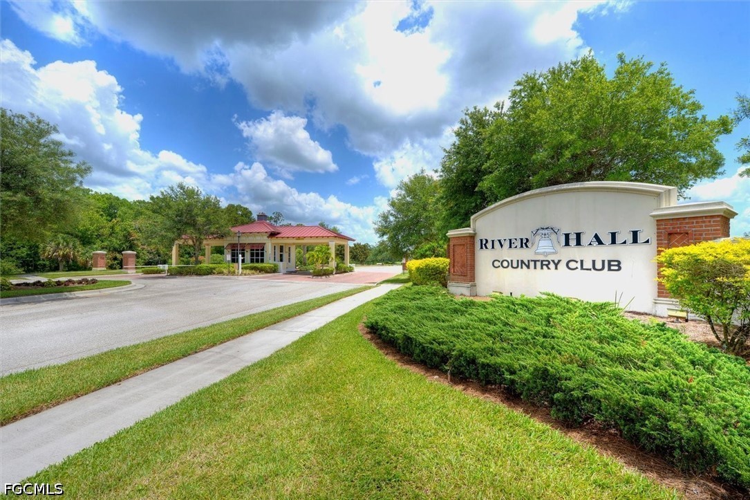 16149 Herons View, Alva, FL 33920