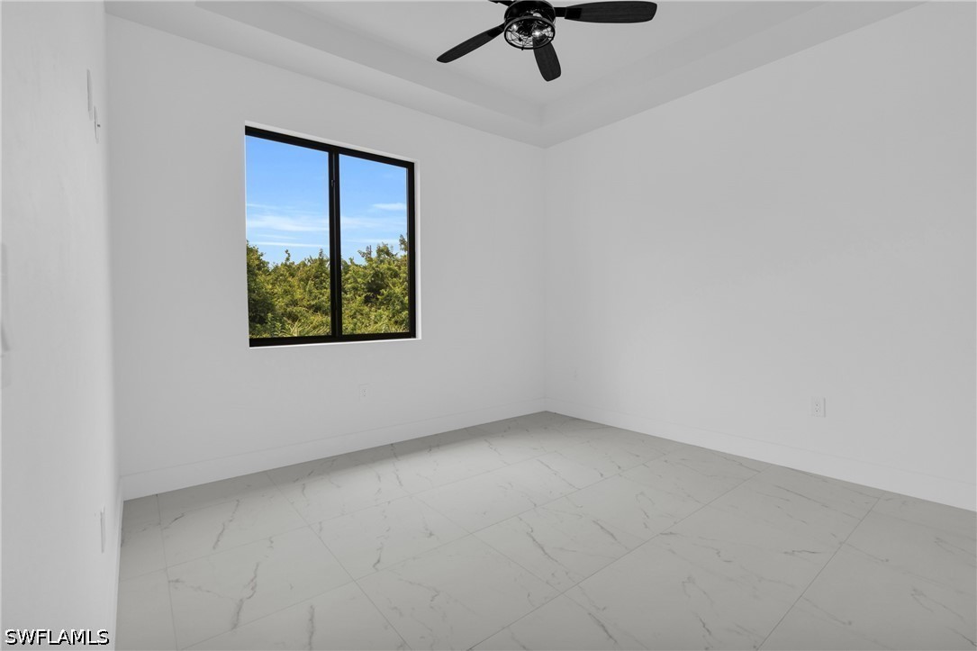 831 Bently, Lehigh Acres, FL 33974