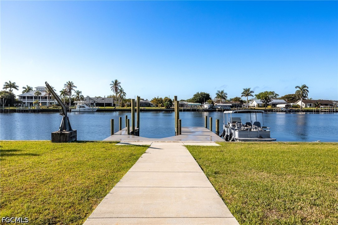 Dock