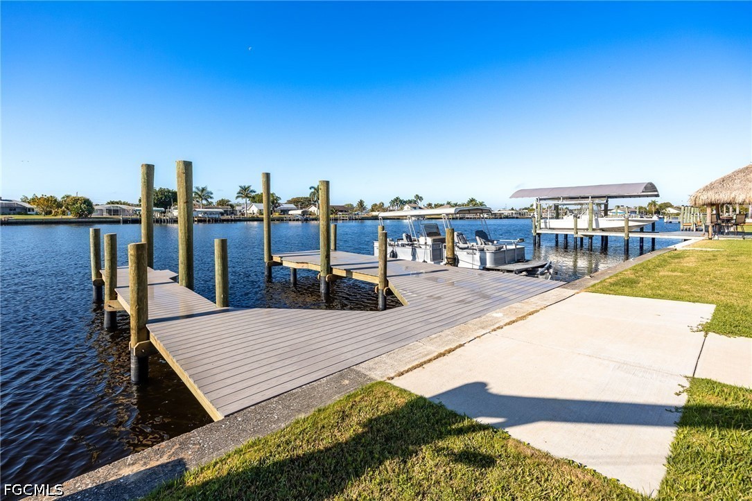 Dock