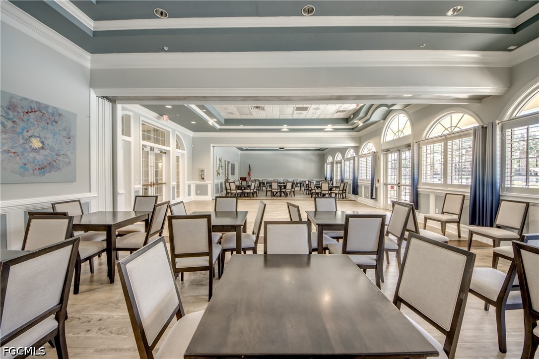 DiningArea