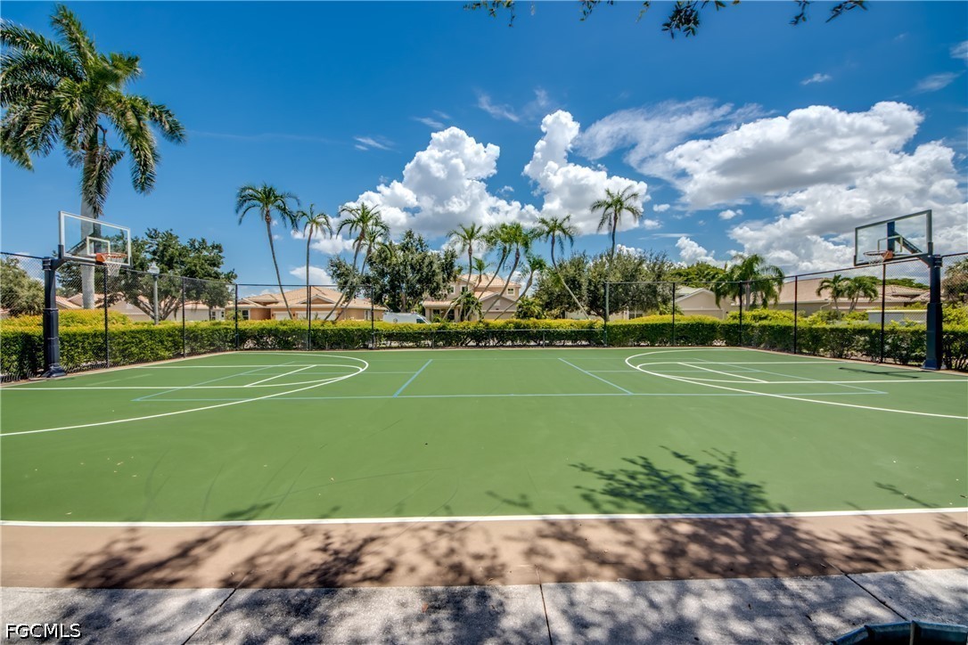 13110 Silver Thorn, North Fort Myers, FL 33903