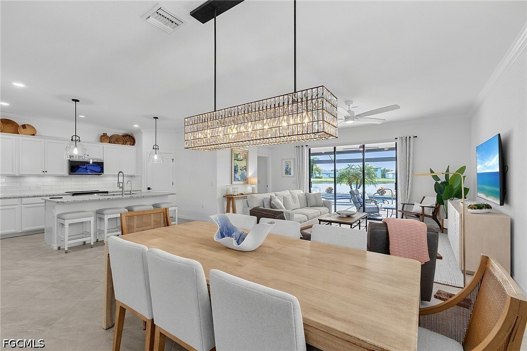 DiningArea