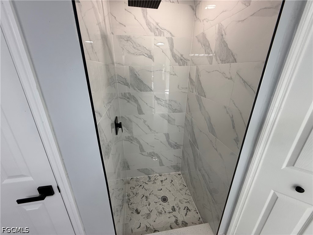 2401 Fisher, Lehigh Acres, FL 33936