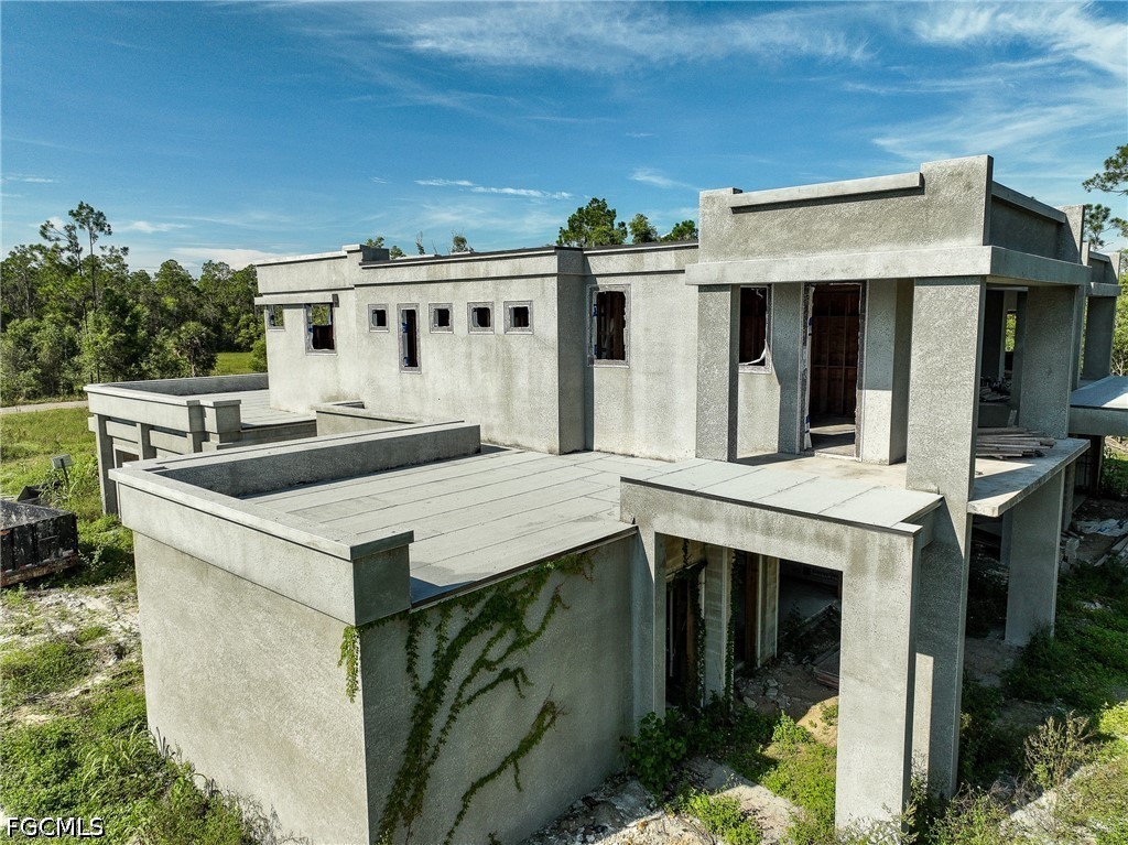 BackOfStructure