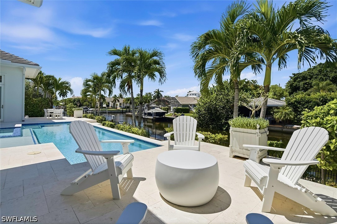 2150 Tarpon, Naples, FL 34102