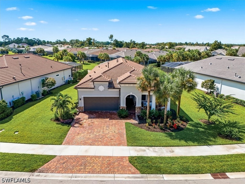9831 Everglades, Naples, FL 34120