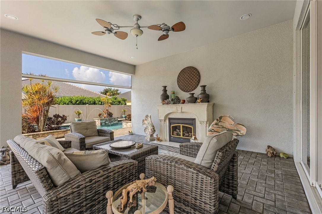 2736 Lambay, Cape Coral, FL 33991