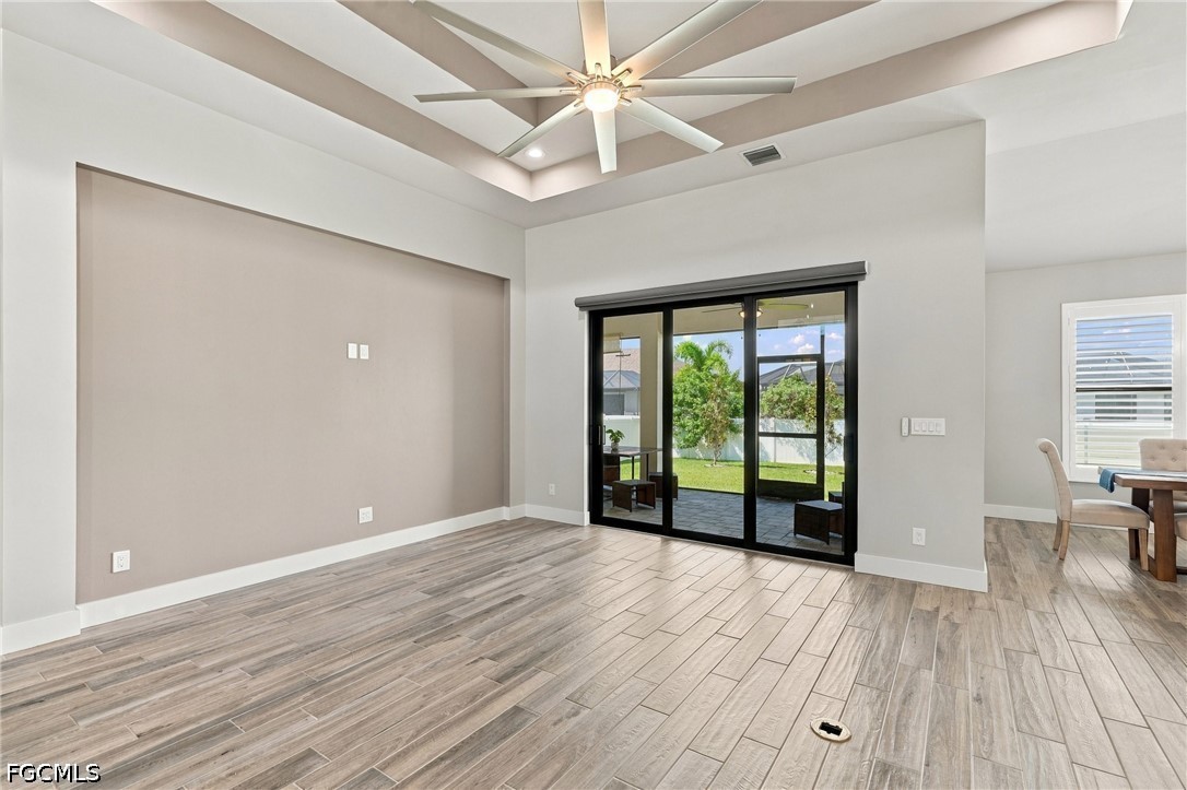 3315 1st, Cape Coral, FL 33993
