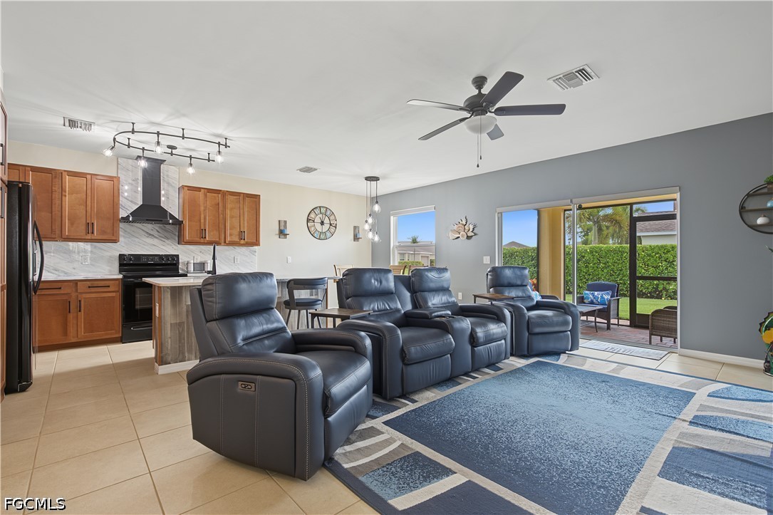 3451 Manati, Cape Coral, FL 33909