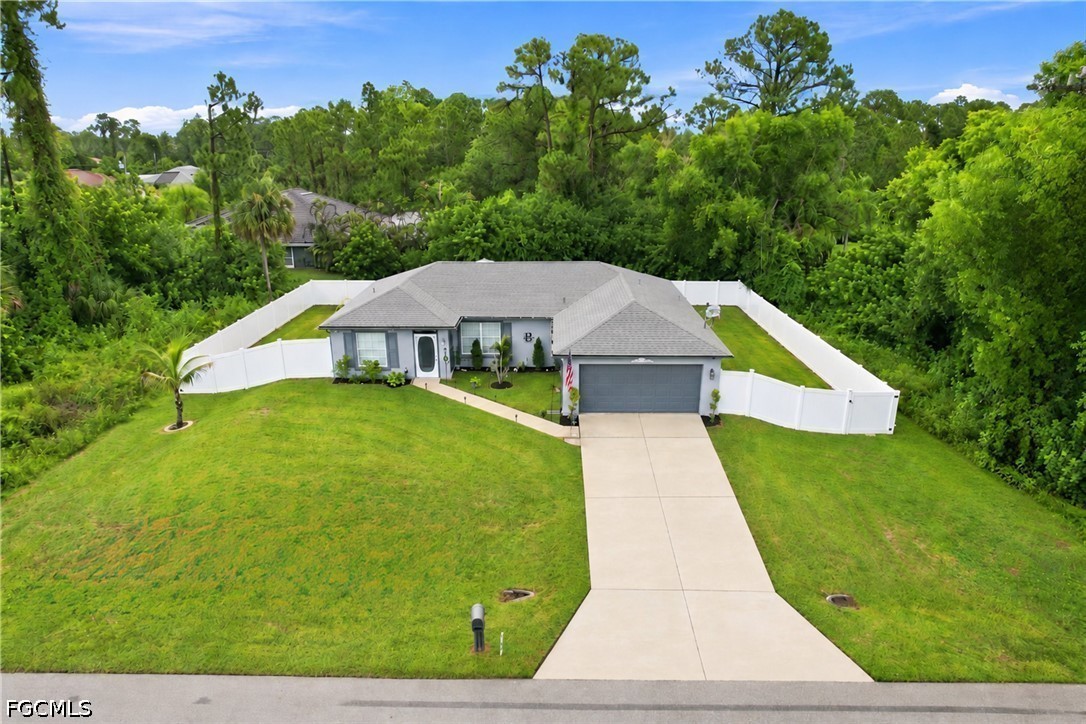 2703 8th, Lehigh Acres, FL 33936