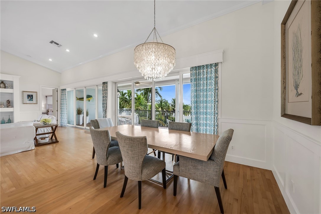 DiningArea