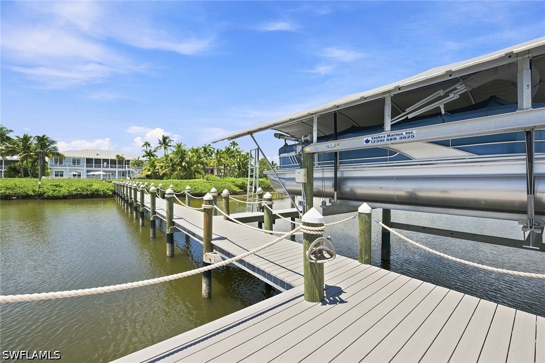 Dock