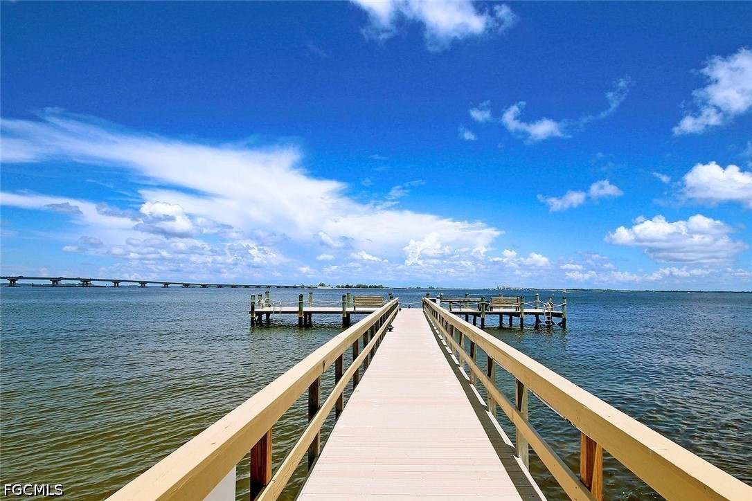 Dock