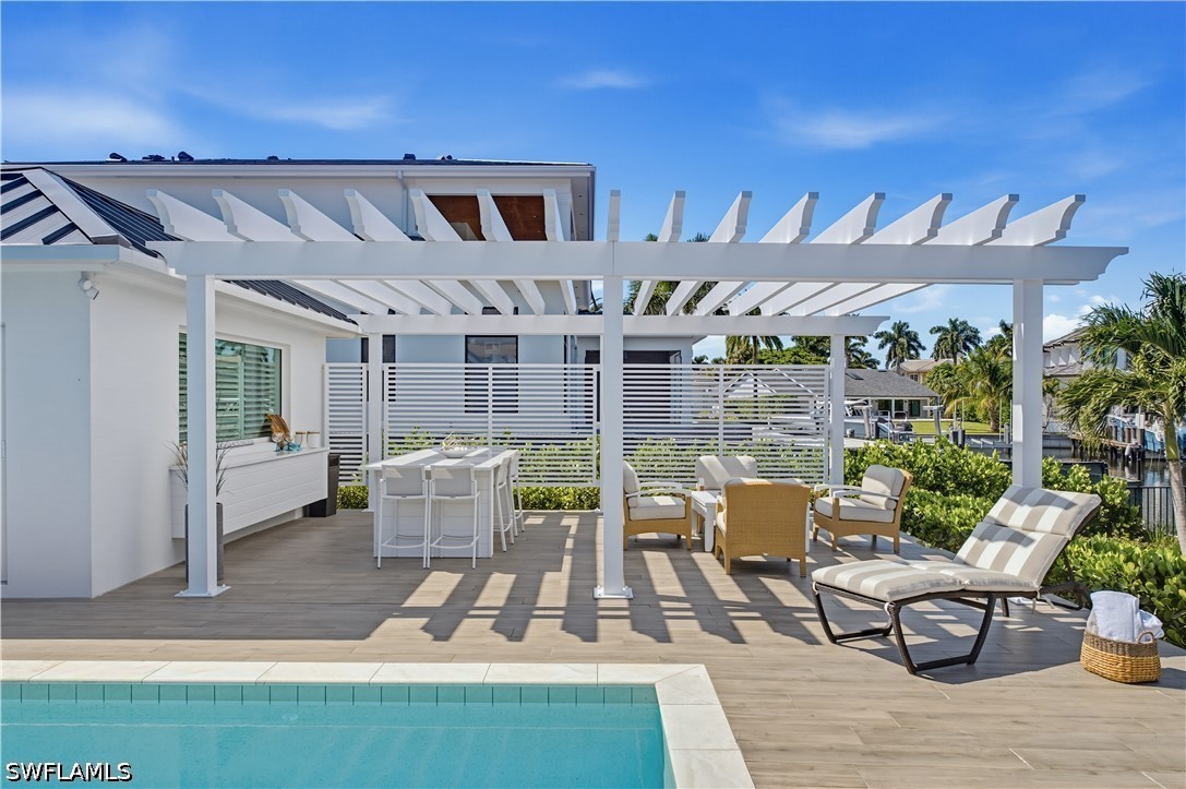 3737 Crayton, Naples, FL 34103