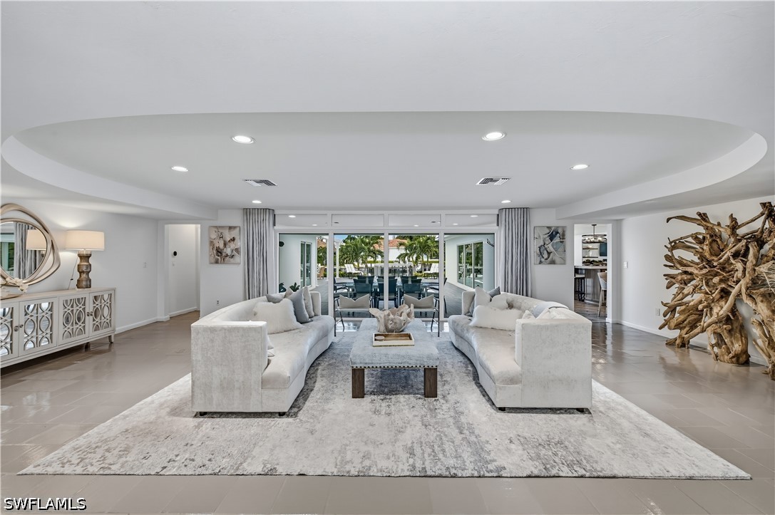 FamilyRoom