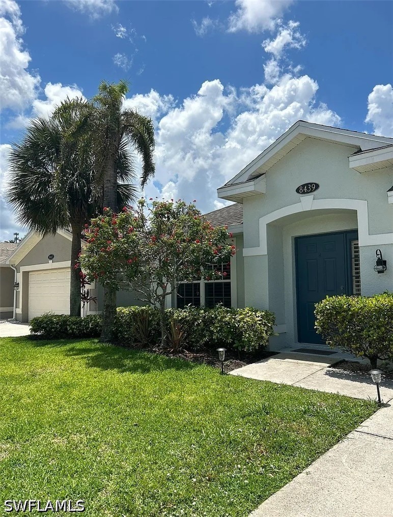 8439 Hollow Brook, Naples, FL 34119