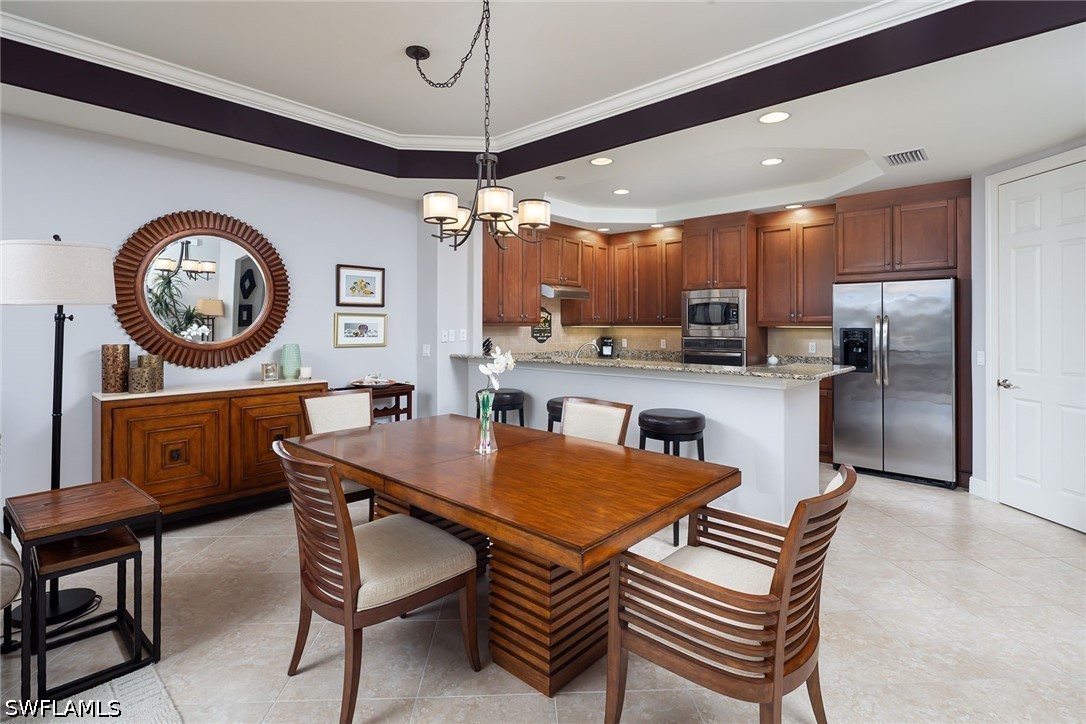 DiningArea